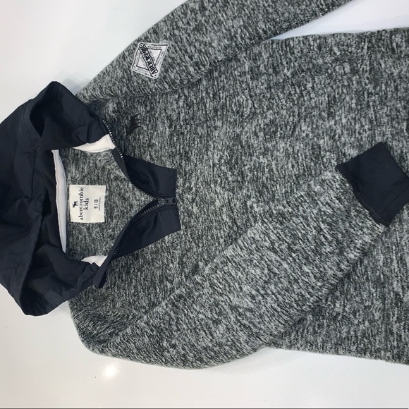 Abercrombie sweater - Picture 3 of 6